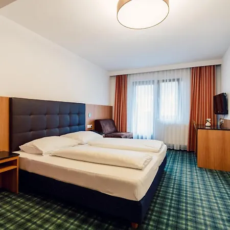 Bon Alpina 3* Инсбрук