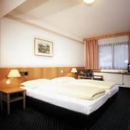 Bon Alpina Semesteranläggning (resort)