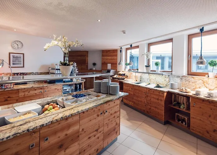 Bon Alpina Інсбрук