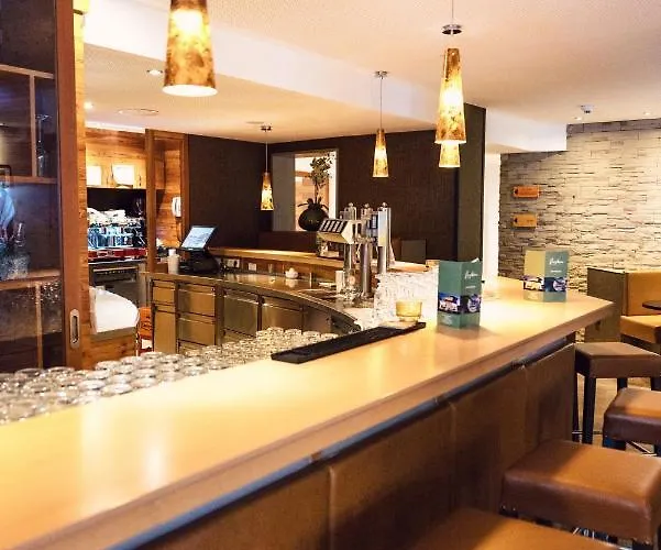 Курортний комплекс Bon Alpina Інсбрук